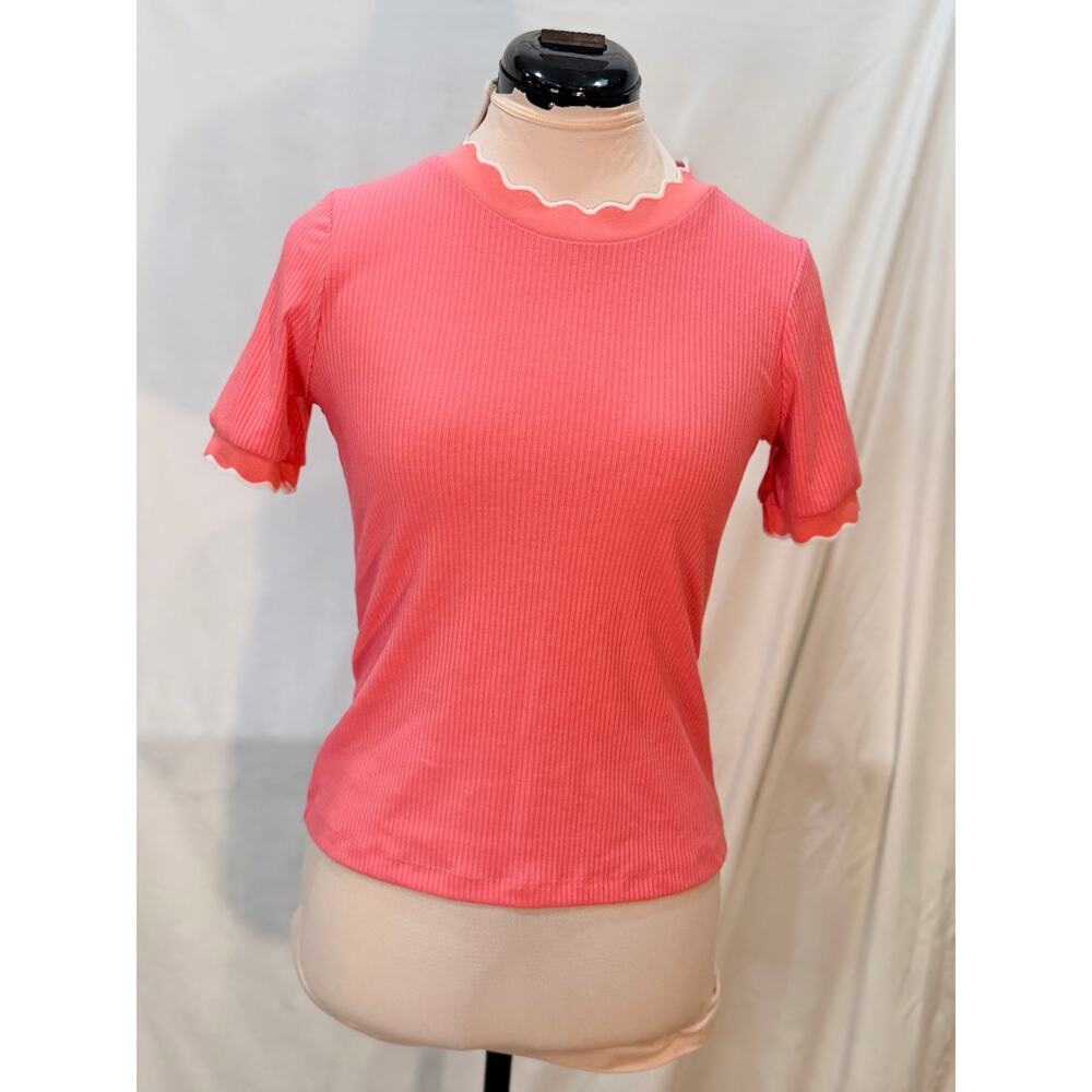 Code Classic Coral Pink Ribbed Scallop Trim Fitted Tee Size XS